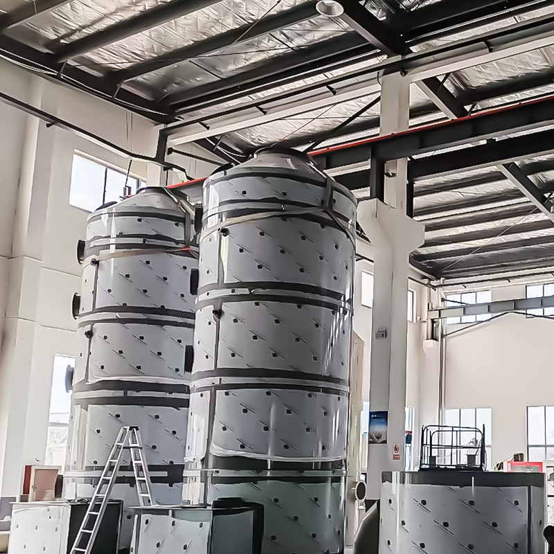 Striekacia veža z PVC