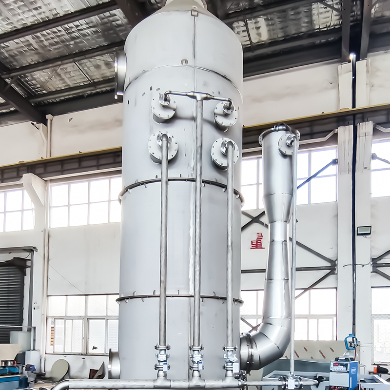 Striekacia veža z nehrdzavejúcej ocele 316L