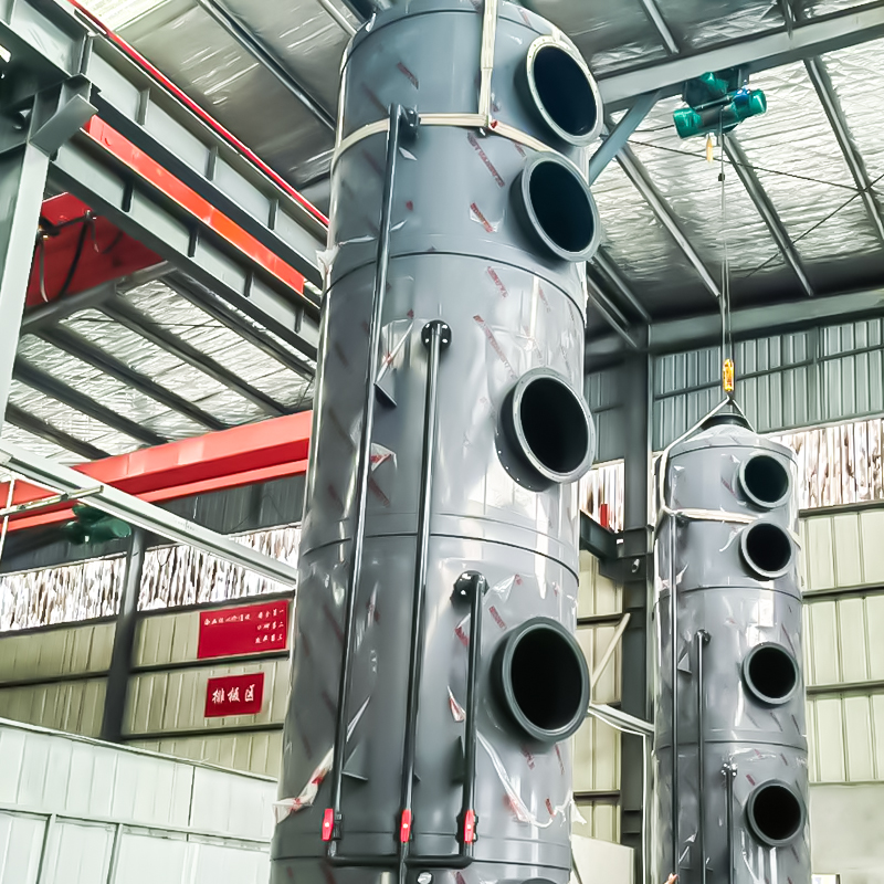 Striekacia veža z PVC